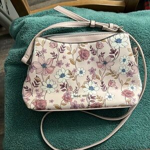Nine West Floral cross body purse